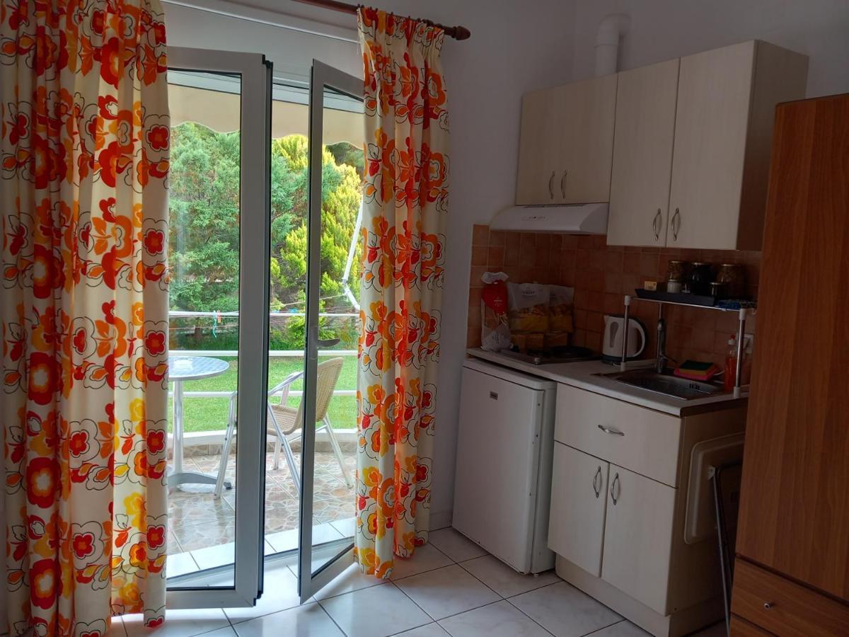 Potokia Rooms Kakovatos Buitenkant foto